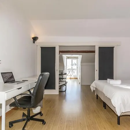 Apartament Houze_city Center, 4rooms Flat W/ Great Terrace